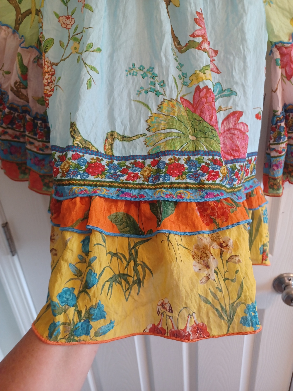 NWT John Mark Peasant Boho Blouse in Tropical Floral Print Bell Sleeves  Medium - Picture 4 of 12